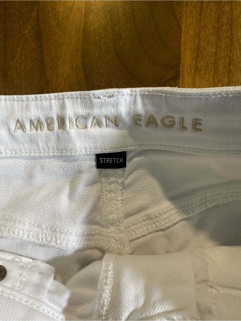 American Eagle White Distressed Denim Shorts High Rise Stretch Size 6 - Picture 6 of 10